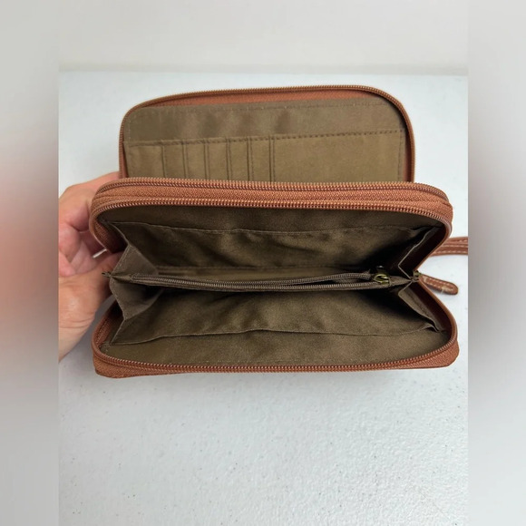 BOC Born Concepts 8” Wallet Wristlet Faux Leather Brown Dual Zip Around India - Picture 7 of 11